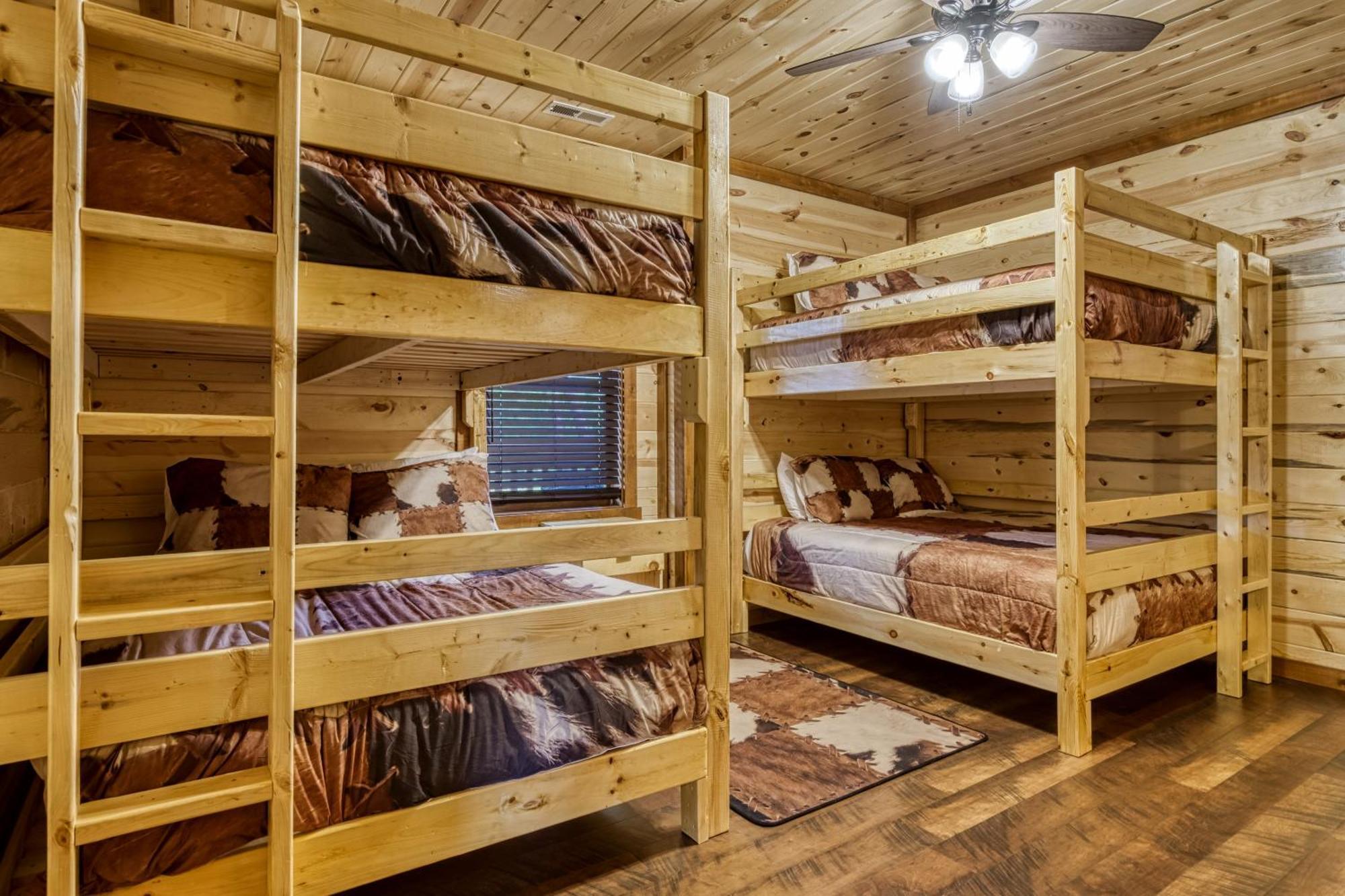 Majestic Splash- 8 Bedroom, Indoor Pool, Hot Tub, 1089 Free Tickets Each Paid Day, Dollywood Sevierville Ngoại thất bức ảnh